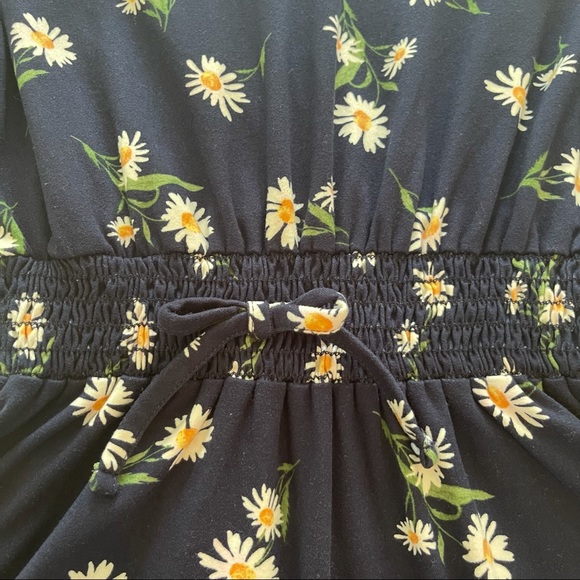 Social academy Sunflower Dress - Picture 4 of 7